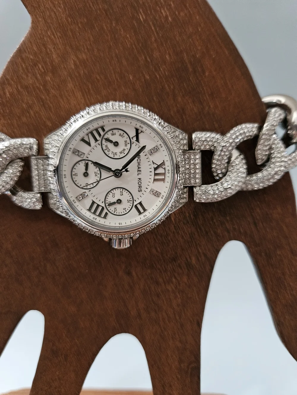 Michael Kors Camille Watch. New. Needs Battery - Picture 2 of 7